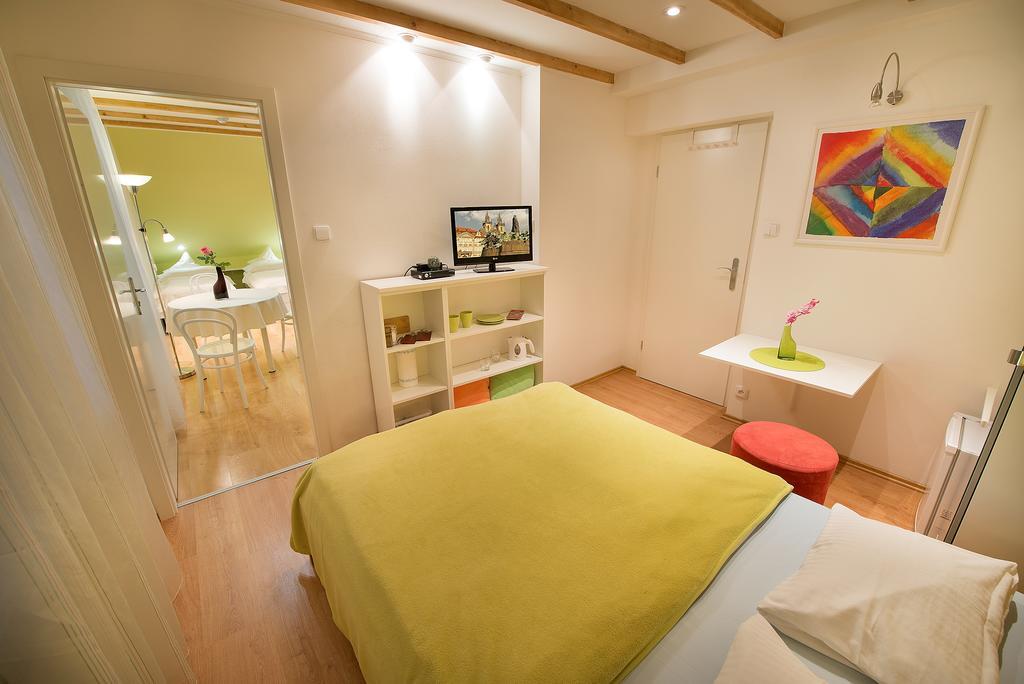 A. V. Pension Praha Exterior photo